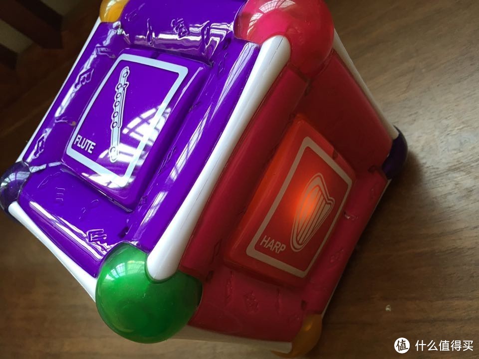 黑五直邮的玩具们：Baby Einstein Octoplush&Munchkin Mozart Magic Cube & Bright Starts Lots of Links