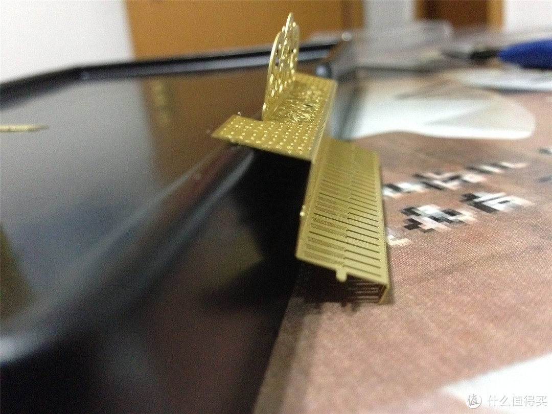 打造精致的土豪金钢琴：金属3D模型