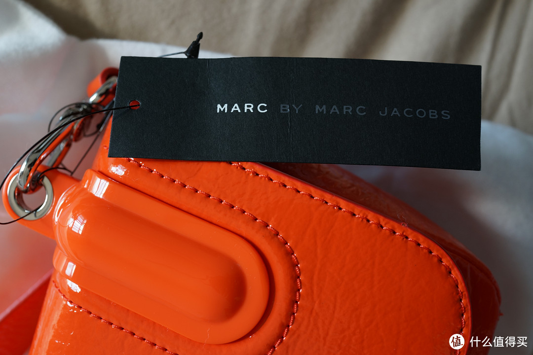 给女王大人的圣诞节小礼物：Marc by Marc Jacobs 女士斜挎包