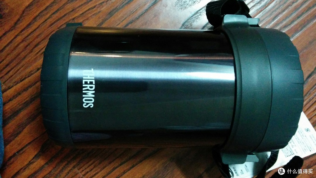 日淘 THERMOS 膳魔师JBG-2000 MDB 保温饭盒以及粉色系象印保温杯