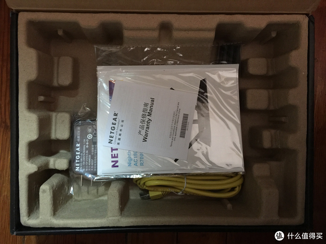 意外的网络升级：NETGEAR 美国网件 R7000 AC1900 双频千兆无线路由器