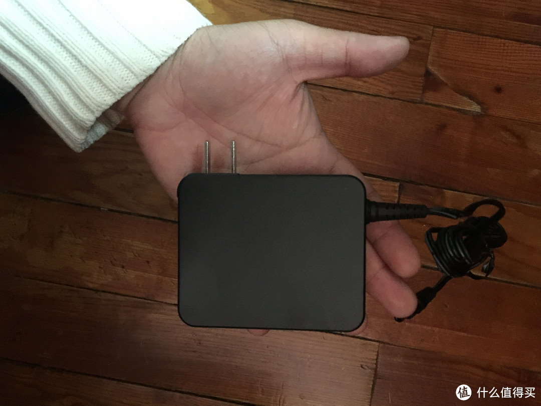 意外的网络升级：NETGEAR 美国网件 R7000 AC1900 双频千兆无线路由器