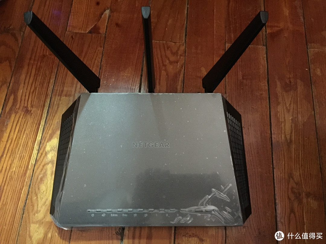 意外的网络升级：NETGEAR 美国网件 R7000 AC1900 双频千兆无线路由器