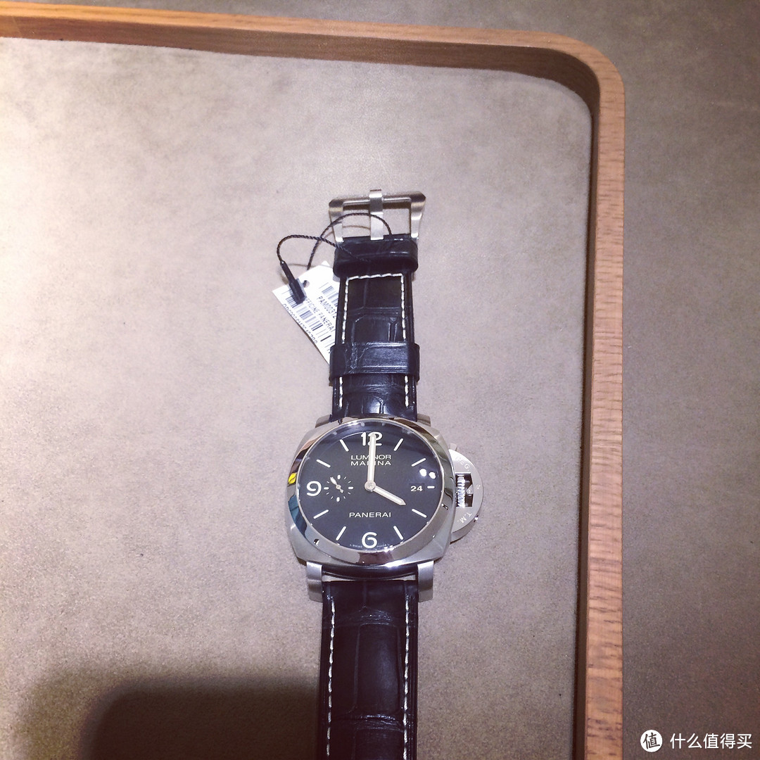 那一抹目眩神迷的绿：ROLEX 劳力士 绿水鬼 116610LV 机械腕表