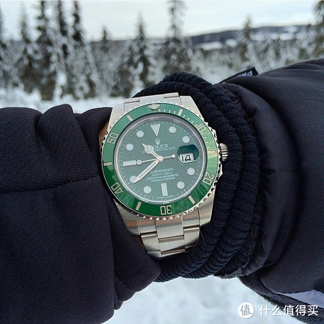 那一抹目眩神迷的绿：ROLEX 劳力士 绿水鬼 116610LV 机械腕表