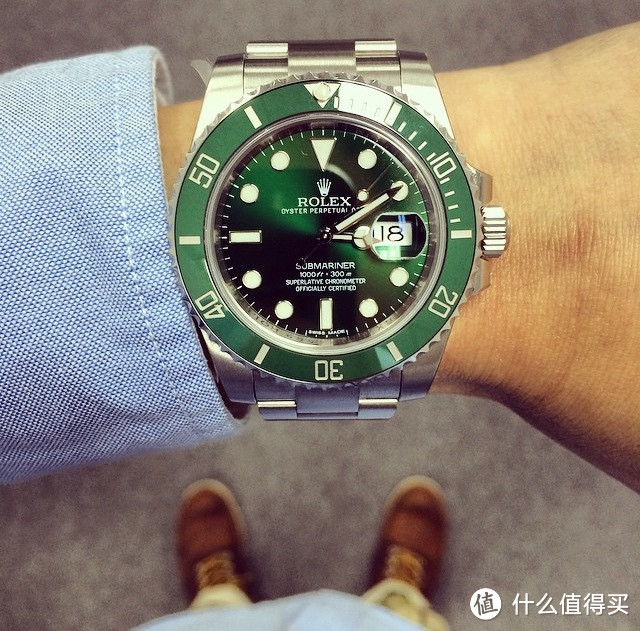 那一抹目眩神迷的绿：ROLEX 劳力士 绿水鬼 116610LV 机械腕表