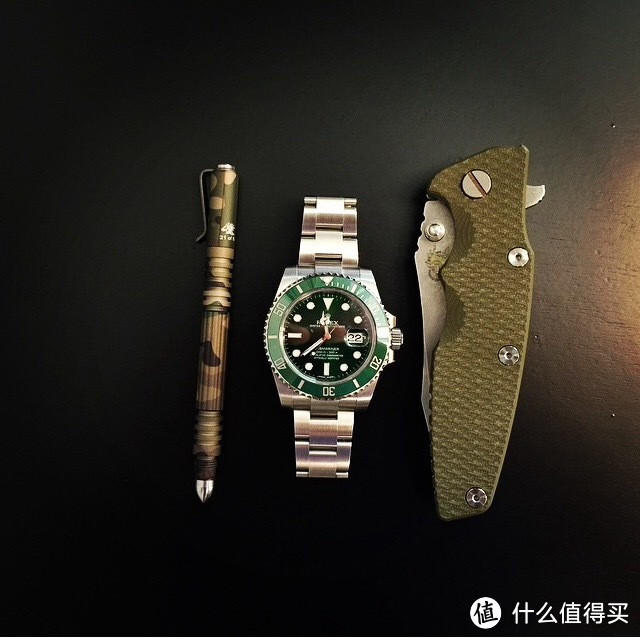 那一抹目眩神迷的绿：ROLEX 劳力士 绿水鬼 116610LV 机械腕表