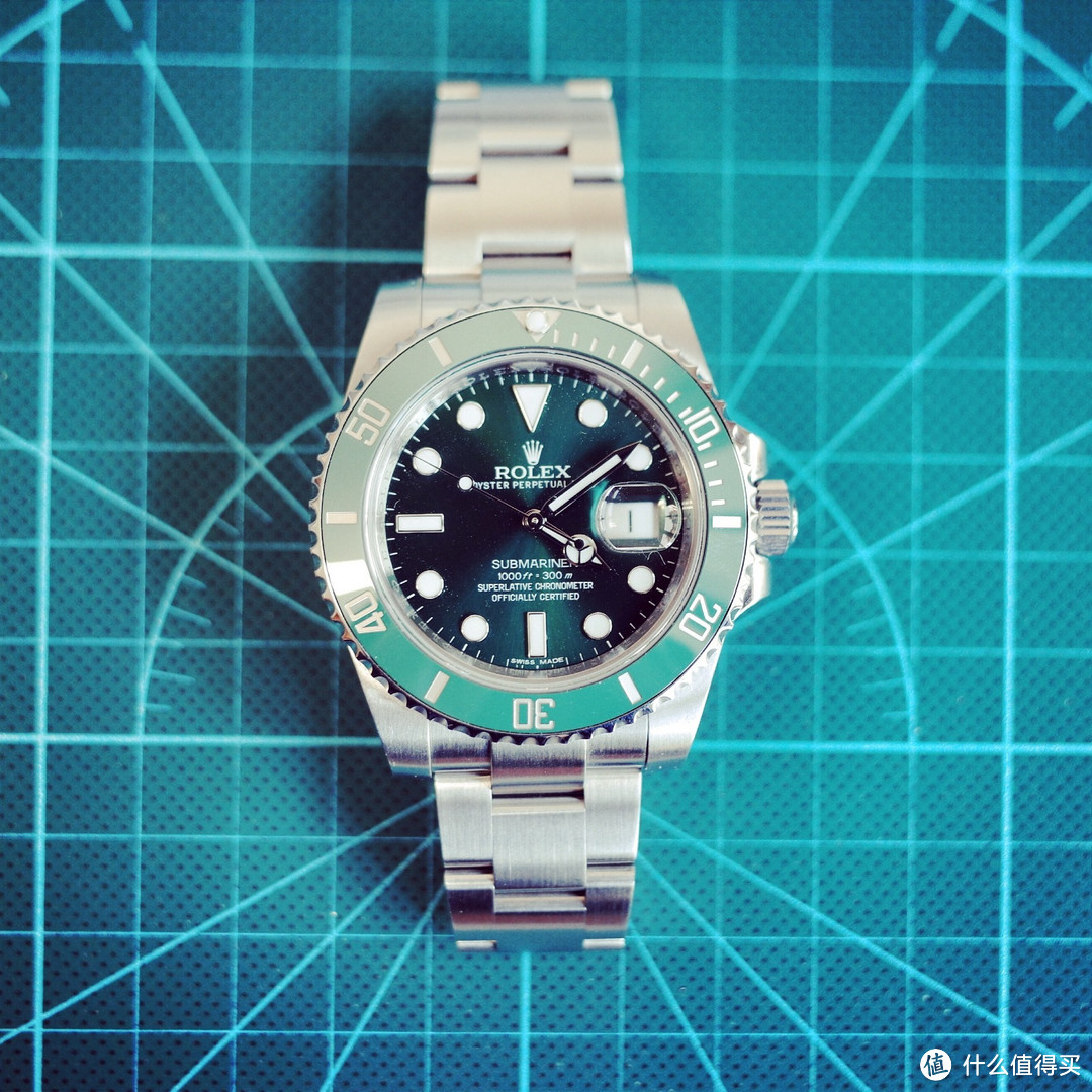 那一抹目眩神迷的绿：ROLEX 劳力士 绿水鬼 116610LV 机械腕表