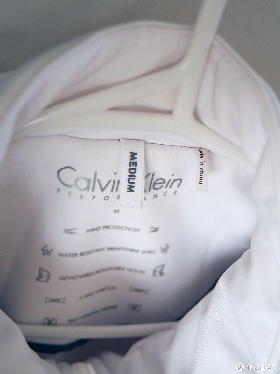 两件女式软壳：Calvin Klein Performance与2XU Softshell  Membrane