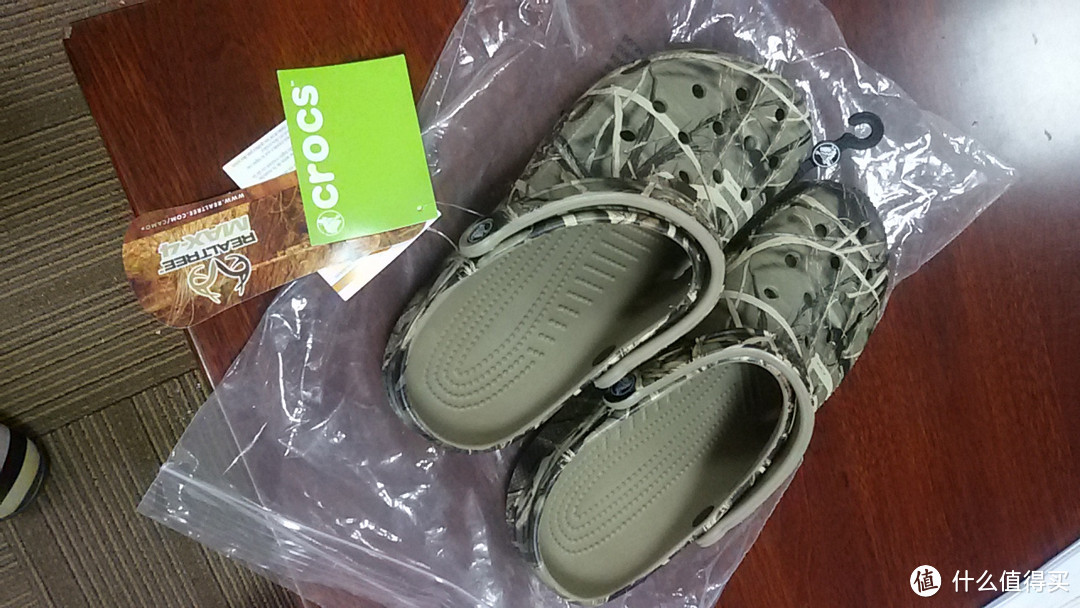 晒物第一单：Timberland 添柏岚 Chestnut Ridge 防水男靴+ crocs 卡骆驰迷彩拖鞋