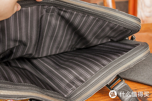 TUMI 塔米 Beacon Hill系列 Branch Slim Laptop Briefcase 男士真皮公文包