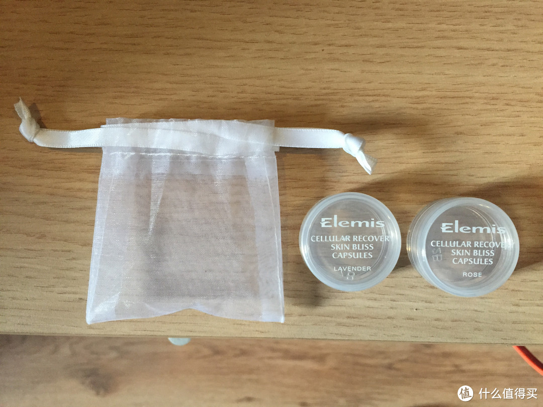 意料之外的护肤单品：elemis 细胞再生胶囊礼盒