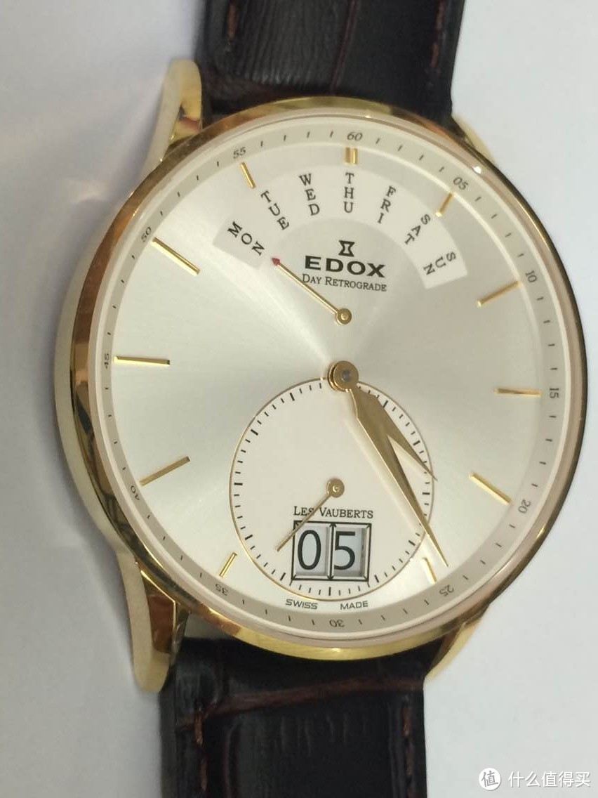 小众之选，另类土豪金：EDOX 依度 Les Vauberts系列 Day Retrograde 34005-37JA-AID 男款计时腕表