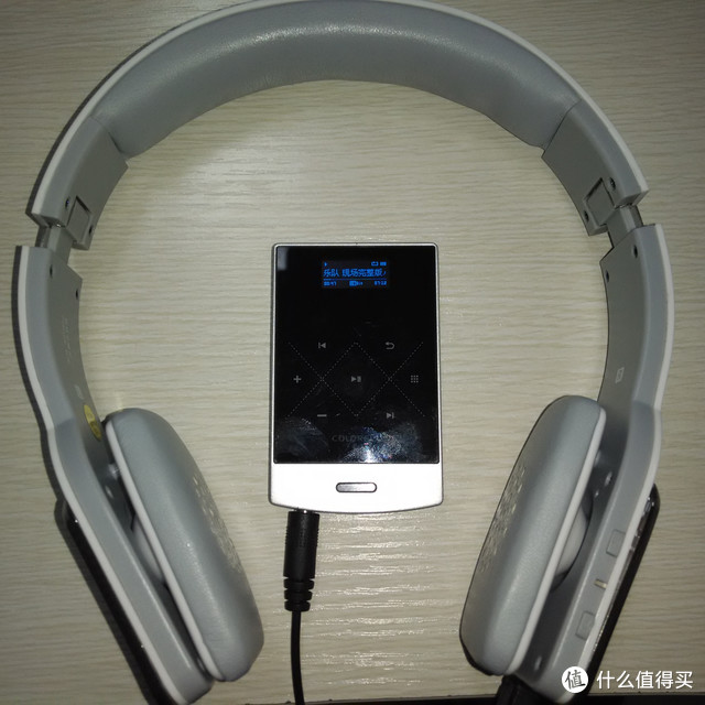 我的第一款蓝牙触控耳机——ARTISTE 雅天 ABH802 触控蓝牙耳机