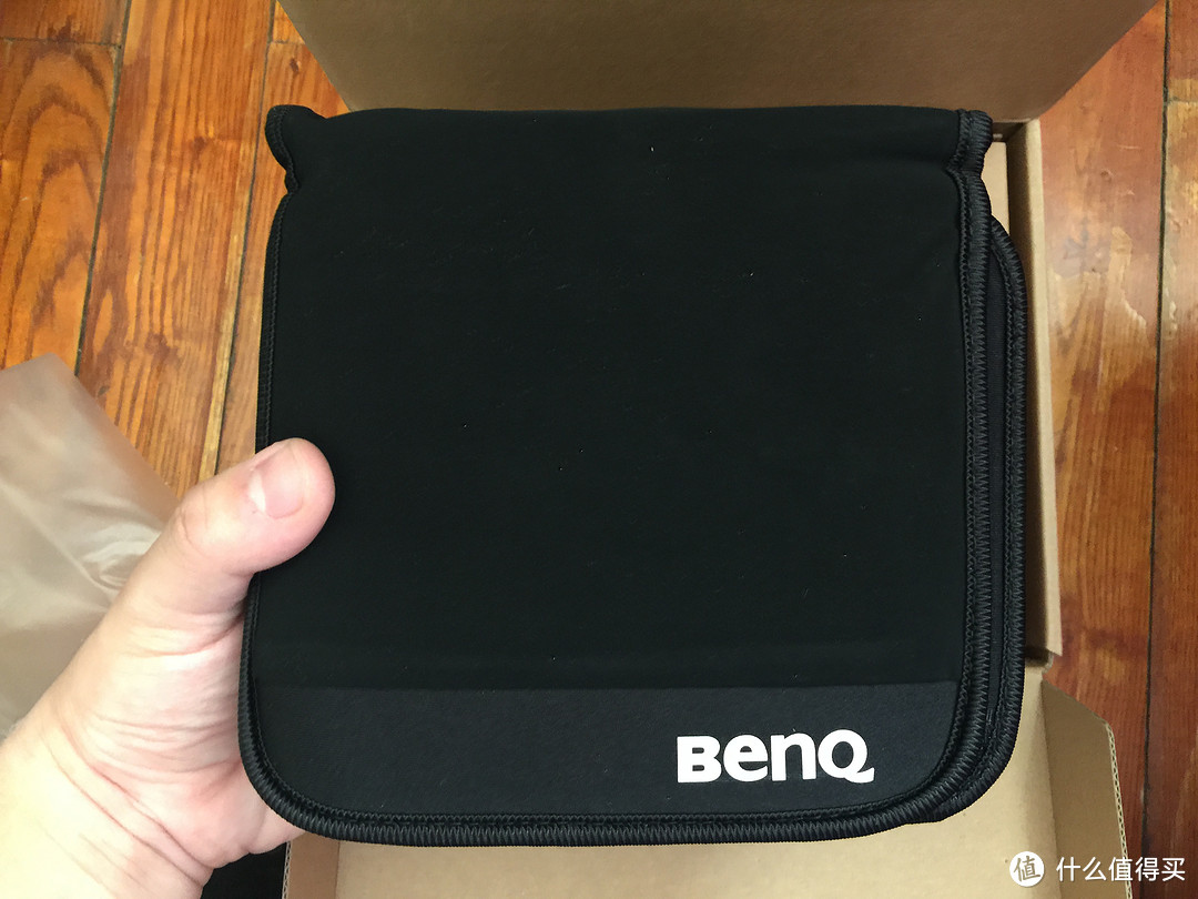 夜间看片神器：BenQ 明基 GP2 微型投影仪