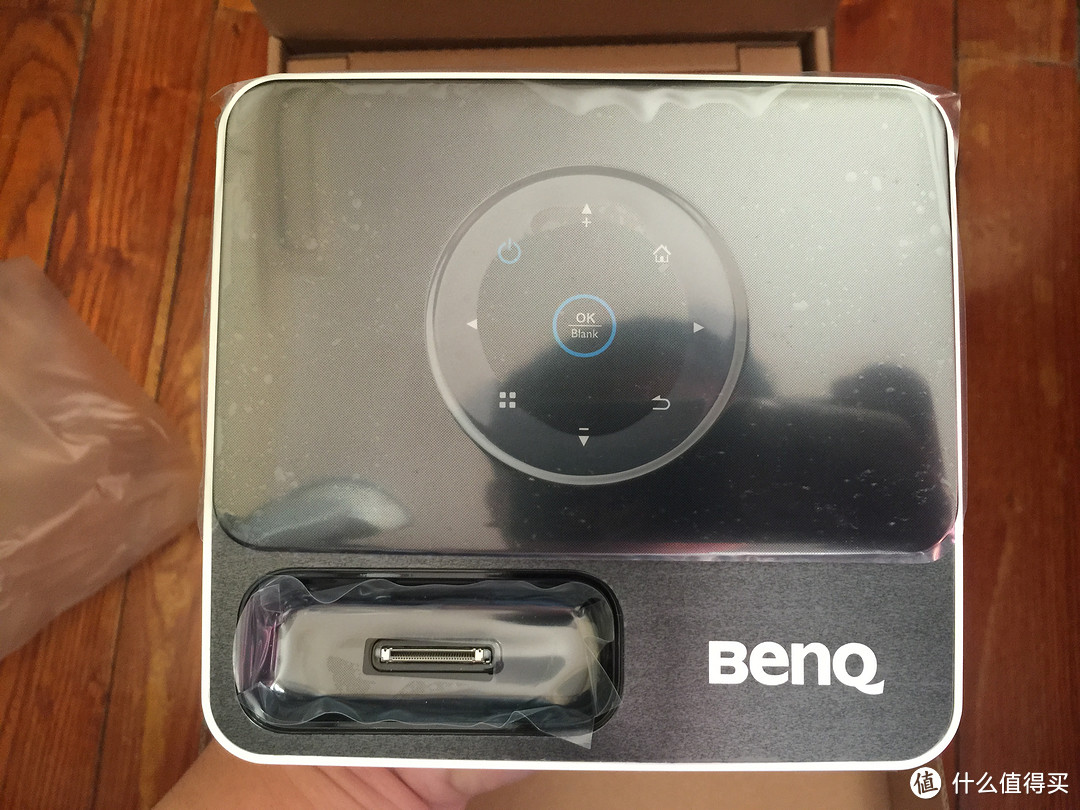 夜间看片神器：BenQ 明基 GP2 微型投影仪