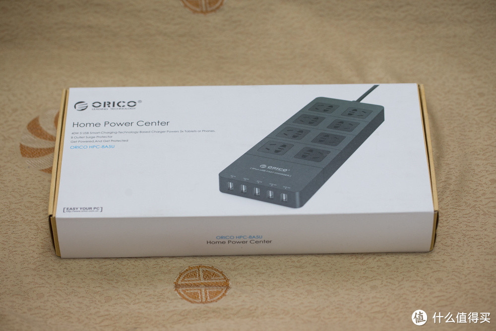 解放桌面：ORICO 奥睿科 多功能智能数码充电器