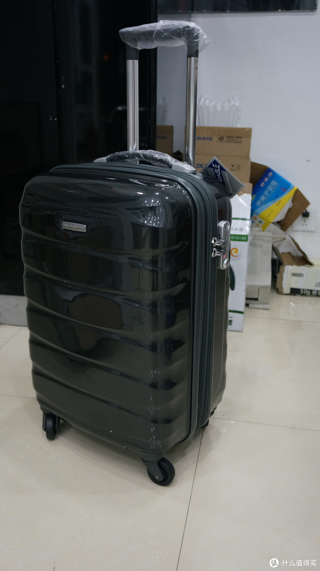 招行信用卡福利：Samsonite 新秀丽 拉杆箱 R06*18001