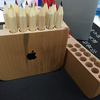 ​Apple 总部商店独家销售的彩色铅笔套装