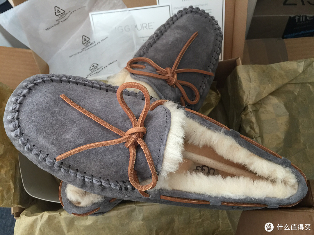 Neiman Marcus入手 UGG DAKOTA 加绒平底女鞋