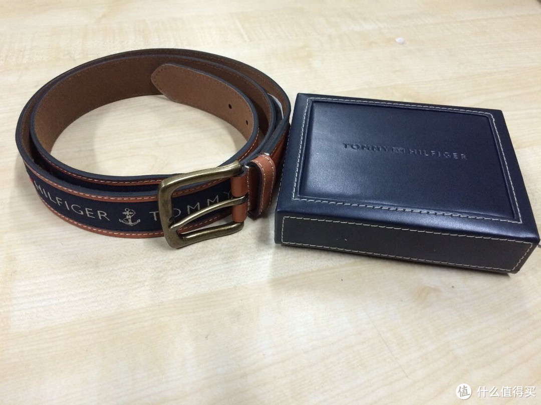 Tommy Hilfiger Ribbon Inlay 男款皮带 & Cambridge 皮质钱包