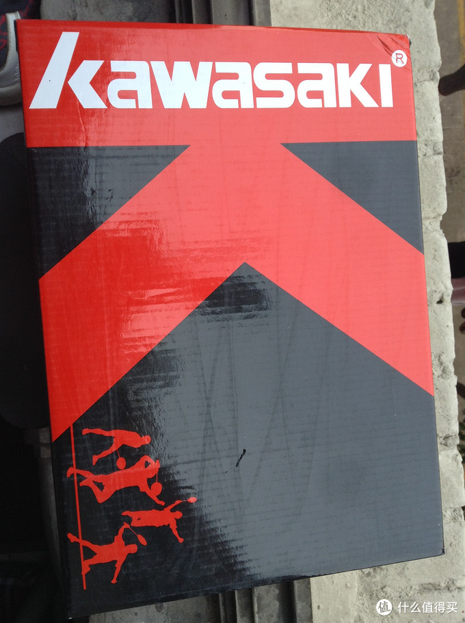 性价比之选：川崎 KAWASAKI 专业防滑减震抗扭羽毛球鞋凌风系列 K-323