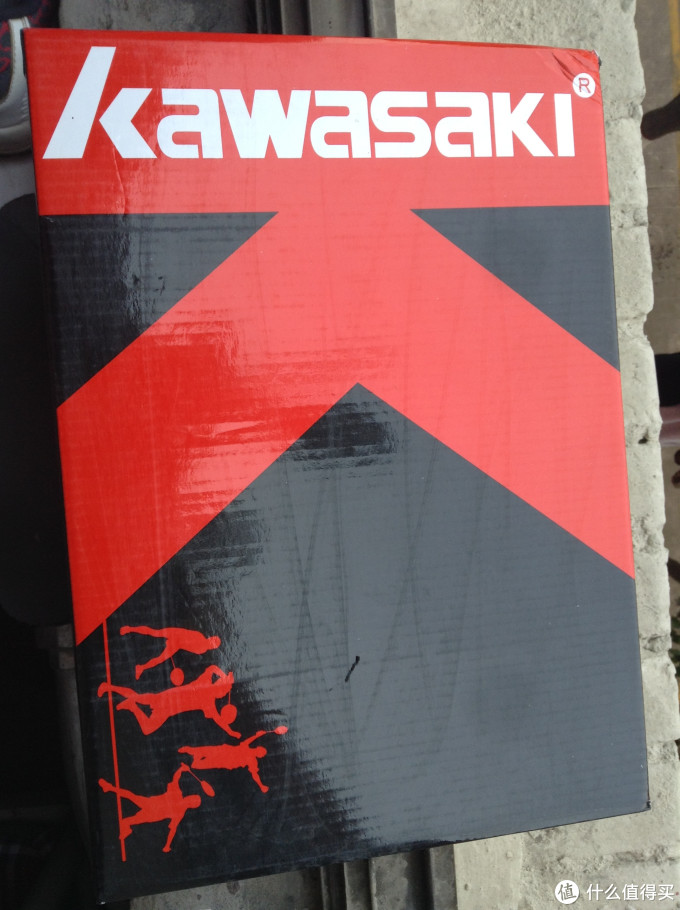 性价比之选:川崎 KAWASAKI 专业防滑减震抗扭羽毛球鞋凌风系列 K-323