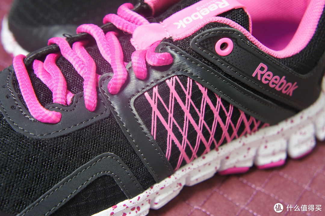 给媳妇买她第一双跑步鞋：Reebok 锐步 Smoothflex Flyer RS 2.0