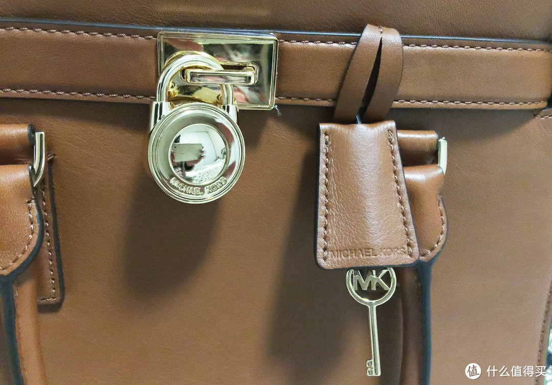 首单献给MICHAEL KORS MK锁头包