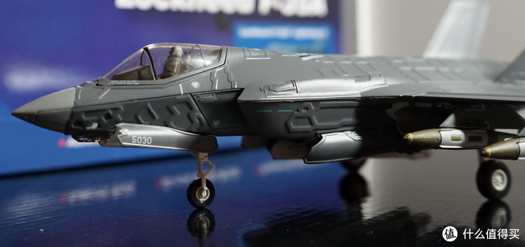 Hobby Master HM 收藏家系列 F-35 飞机模型