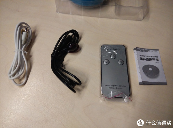 我的PS4周边小玩意:VENTION 威迅 hdmi 三进