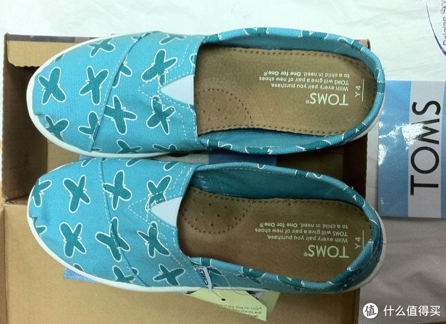 TOMS Classics Turquoise Butterifly 舒适平底布鞋