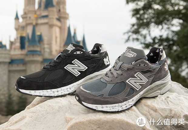 米老鼠爬上总统鞋：New Balance 发布 MICKEY & MINNIE 联名款 990v3 慢跑鞋