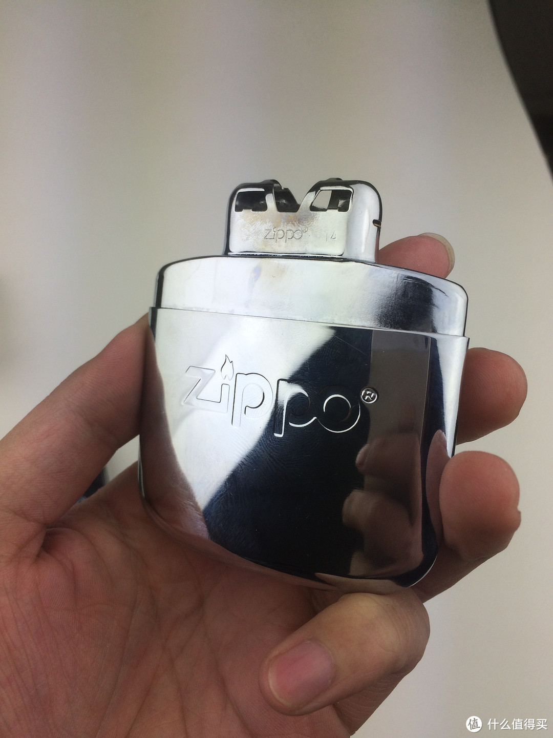 我就是那冬天里的一把火，燃烧妹子全靠我：ZIPPO 芝宝怀炉