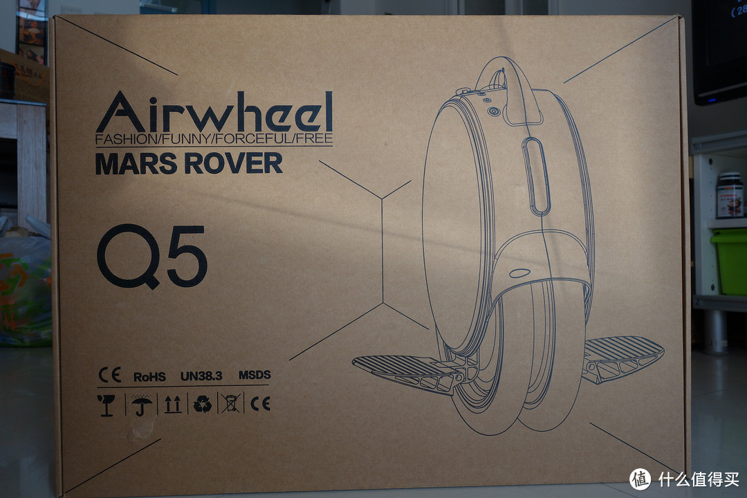 体验风驰电掣的感觉！Airwheel 爱尔威 Q5 智能平衡车初体验