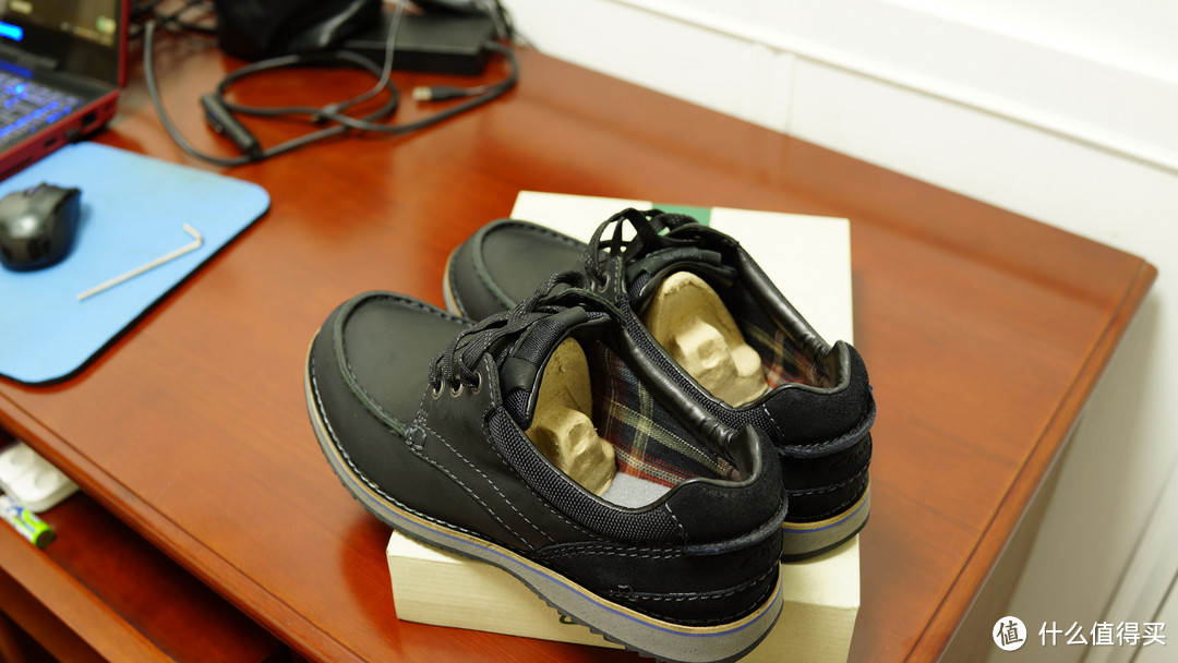 中亚入手 Clarks 其乐 Mahale Edge 26102482 黑色 生活休闲鞋