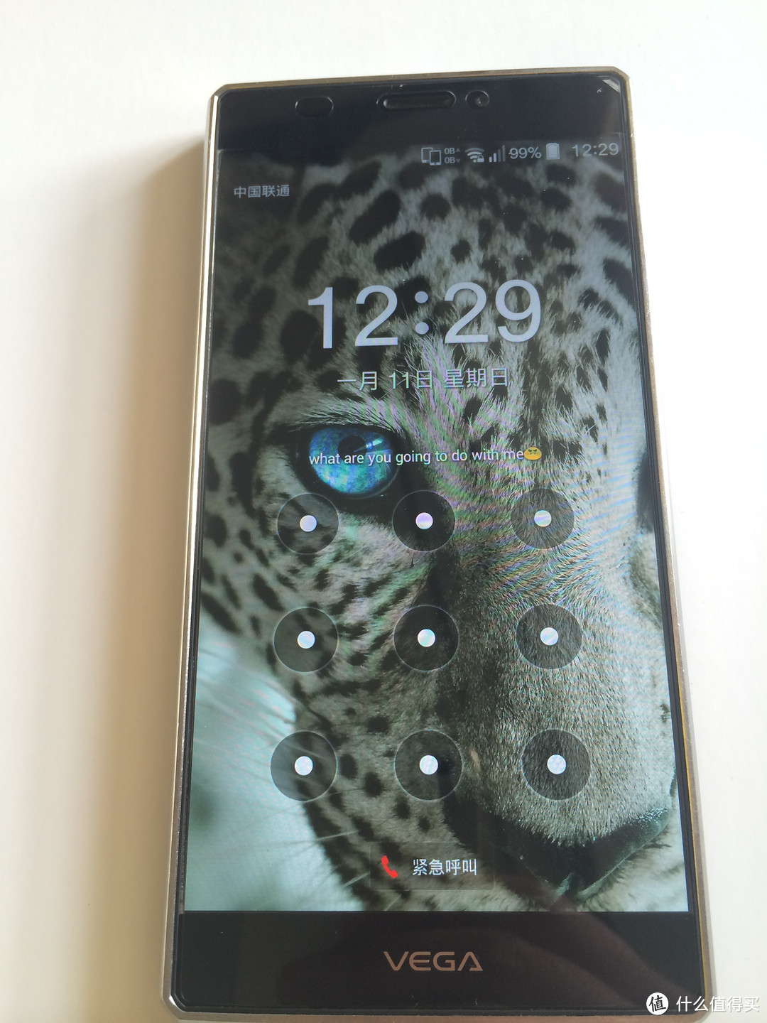 外观党灯迷的备用机：泛泰SKY vega IRON A870 手机 纯外观展示