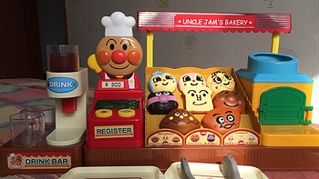 圈圈圆圆圈圈，日淘面包超人玩具 篇一：果酱爷爷的面包工厂