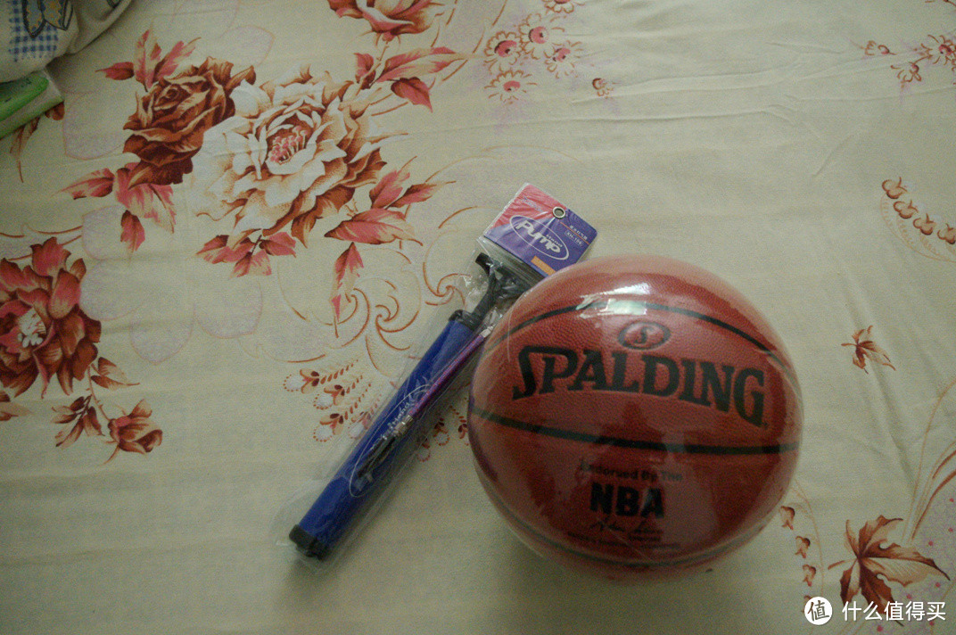 健康最重要 运动不能少：Spalding 斯伯丁 74-221 篮球