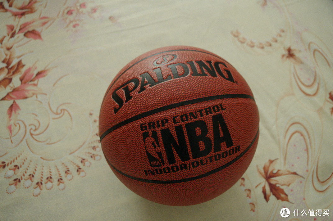 健康最重要 运动不能少：Spalding 斯伯丁 74-221 篮球