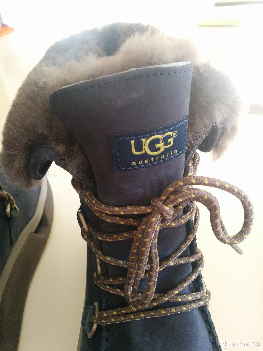 漂洋过海的情侣雪地靴：UGG Australia Mini Bailey Bow Corduroy 女靴 & UGG Auden 男款高帮雪地靴