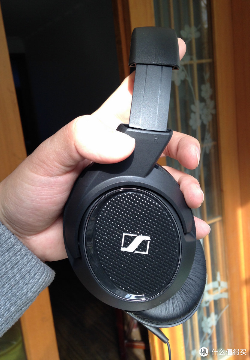 可远观而谨慎近玩：Sennheiser 森海塞尔 HD429 封闭式头戴耳机