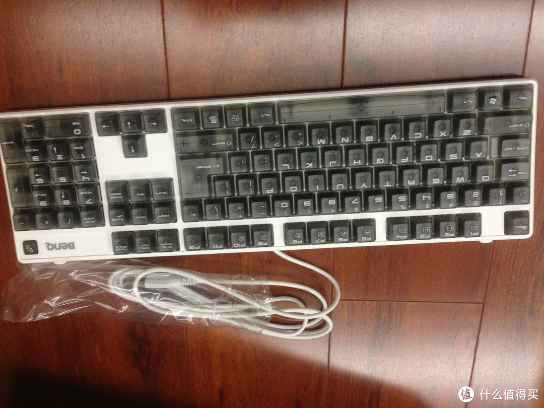 年底大剁，电脑及外设更新：msi 微星 GE60 2PE-448XCN 15.6寸笔记本电脑 + BenQ 明基 KX890天机镜机械键盘