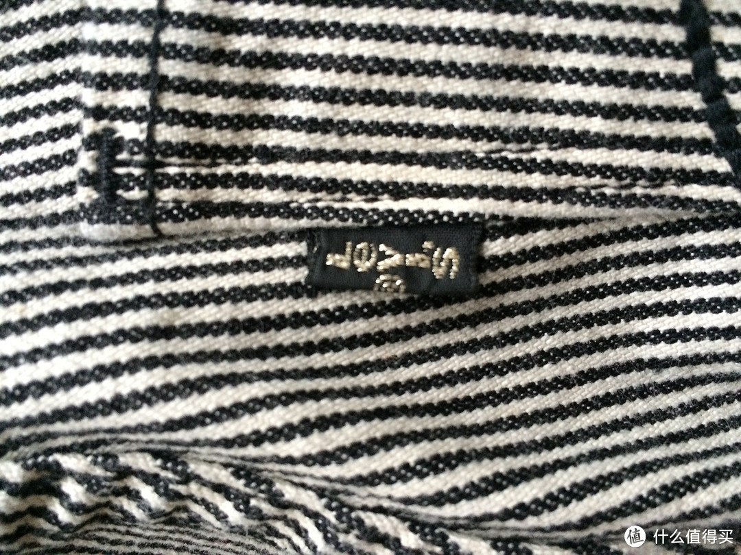 标是黑色的 标是黑色的