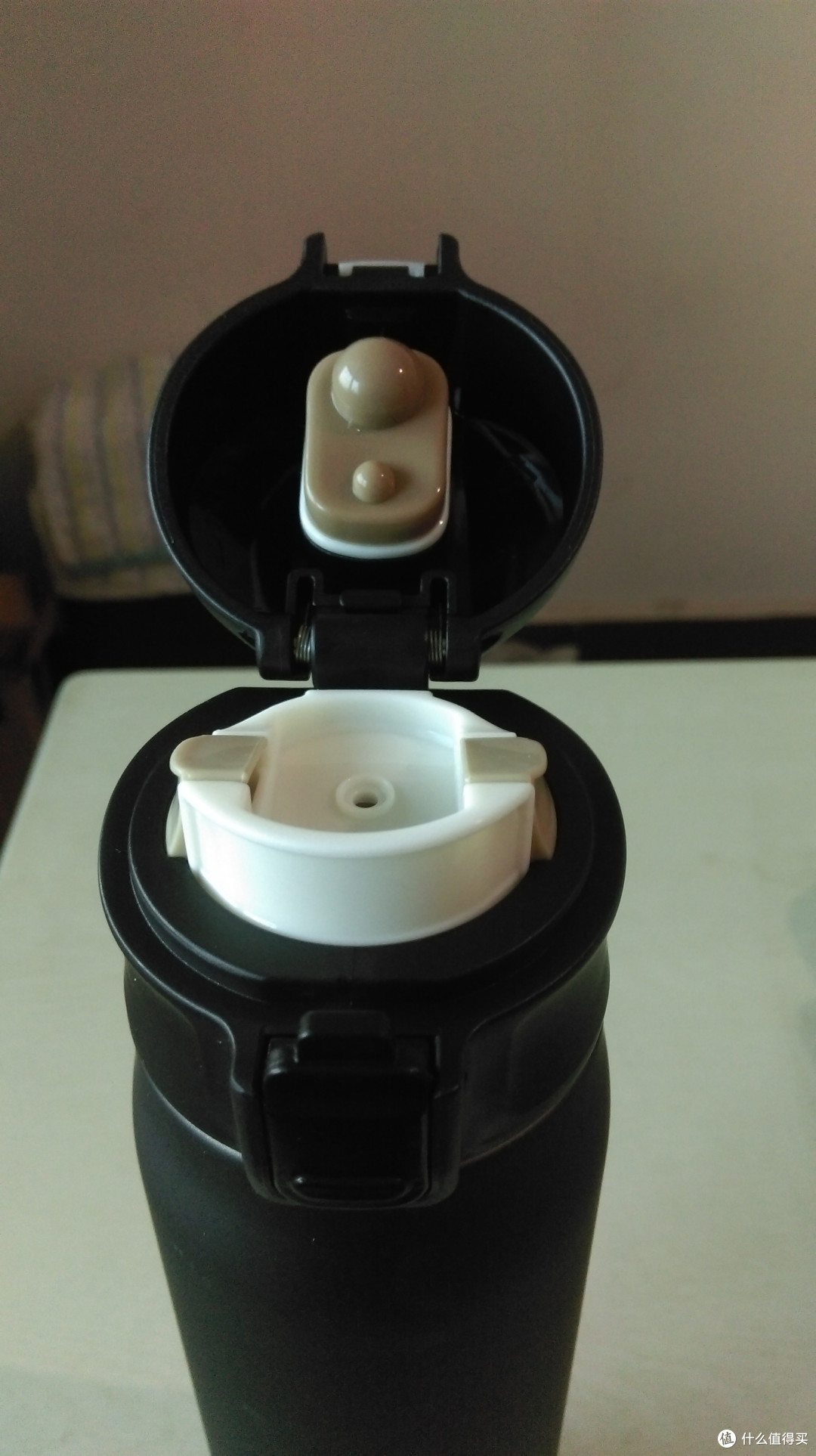关于AKAW AK-XF 500ML 保温杯 的一些疑问