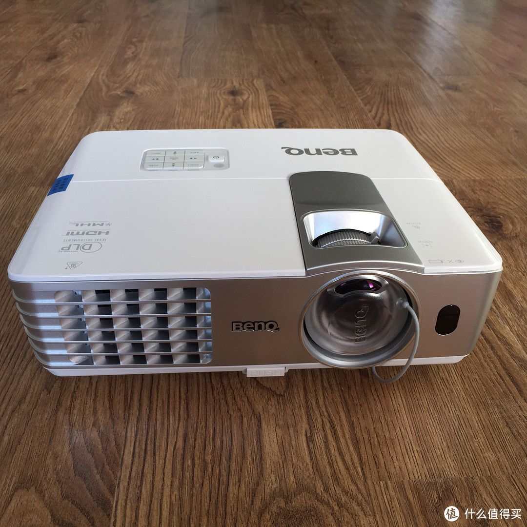 给32个赞benq明基w1080st3d全高清1080p投影机