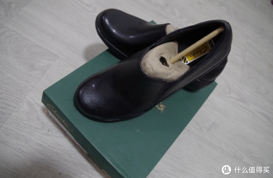 穿脱新体验：Clarks 其乐 Grasp Chime Loafer 一脚蹬真皮女鞋