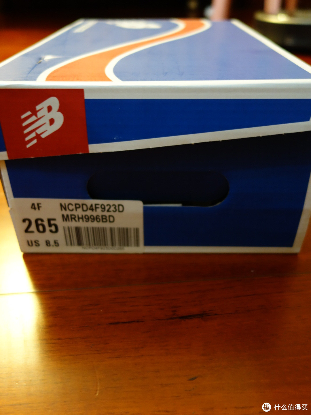 银泰购入：New Balance 新百伦 996系列 墨绿色中性复古鞋 MRH996BD