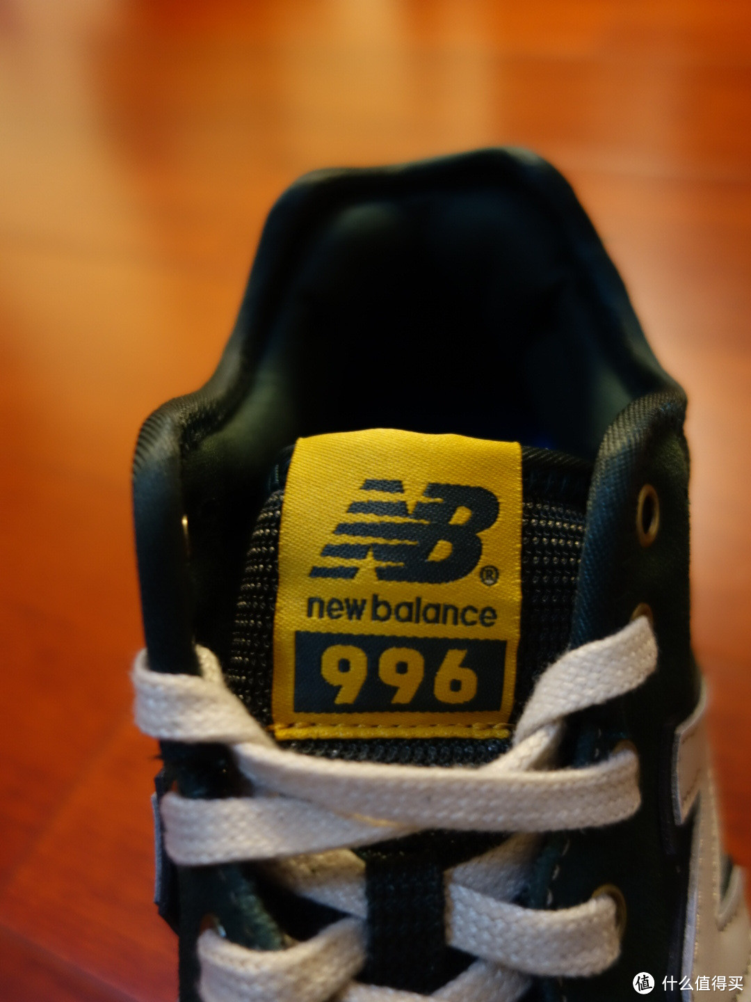 银泰购入：New Balance 新百伦 996系列 墨绿色中性复古鞋 MRH996BD