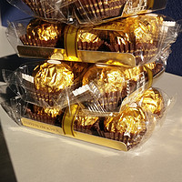 费神“乞巧”送喜庆：Ferrero Rocher 费列罗 榛果威化巧克力+Miling小花手工布袋喜糖袋